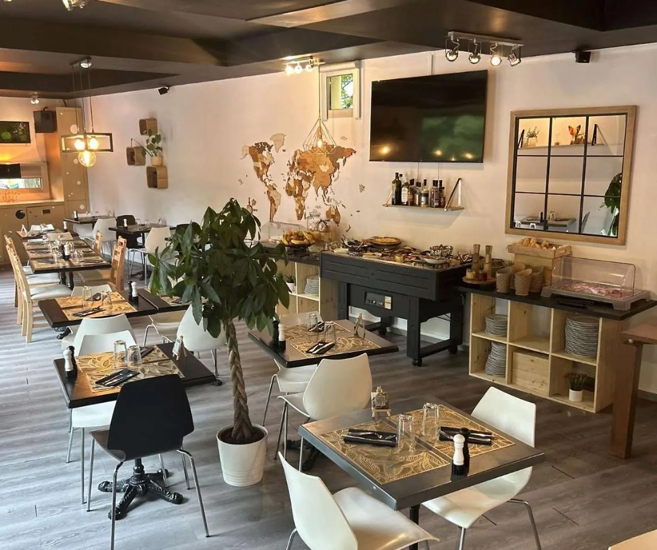 Standing Hotel Suites By Actisource Roissy-en-France Aparthotel