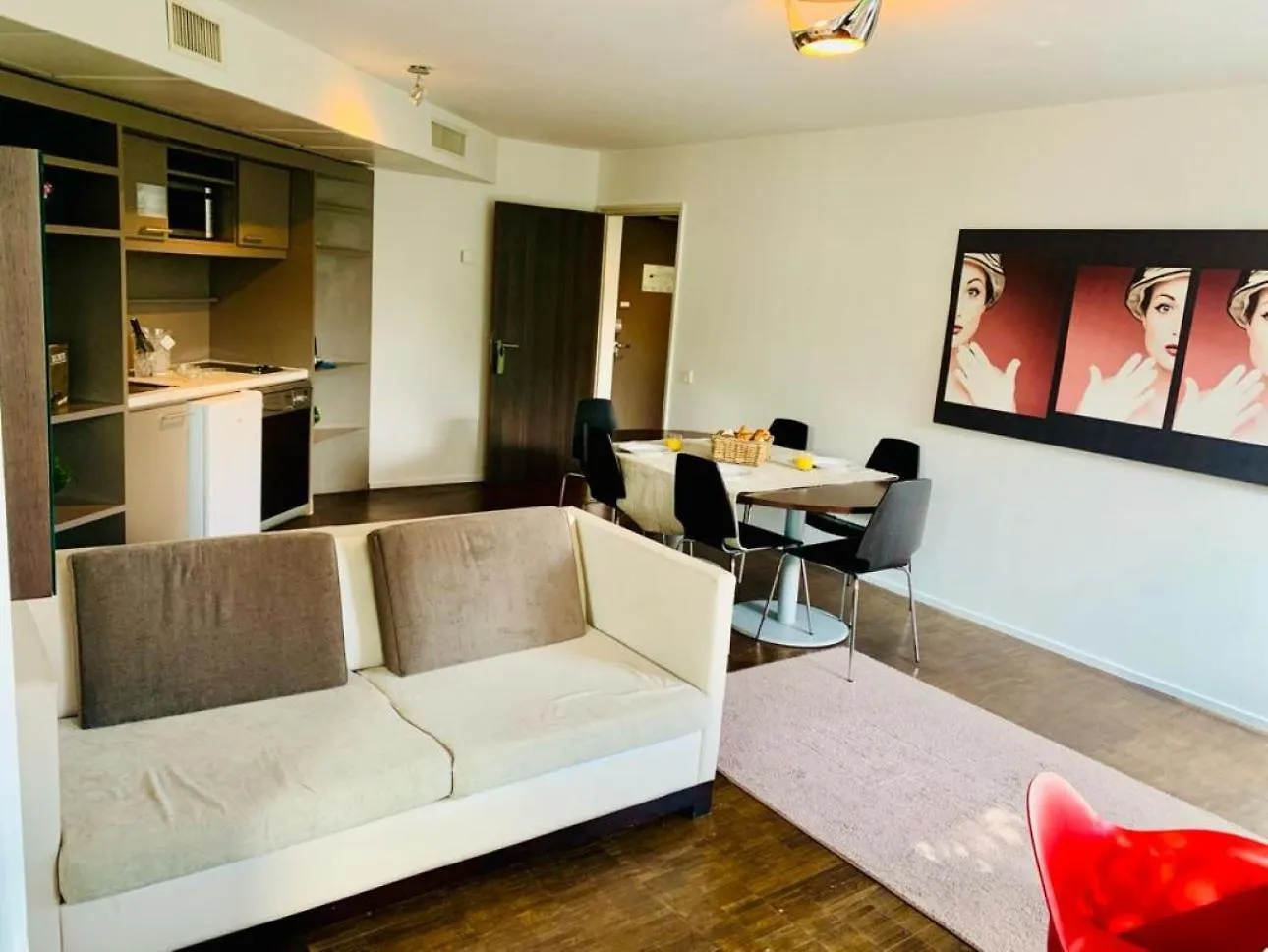 Standing Hotel Suites By Actisource Roissy-en-France 4*,  Frankreich
