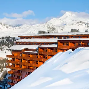 pierre-vacances-premium-les-hauts-bois.hotels-rhonealpes.com/