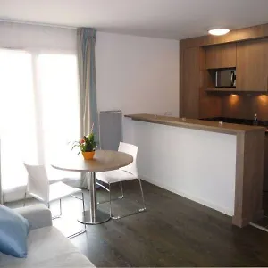 3* Aparthotel Zenitude Residences Village