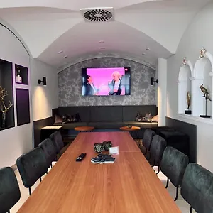 https://ambient-tassilo.com-bavaria.com