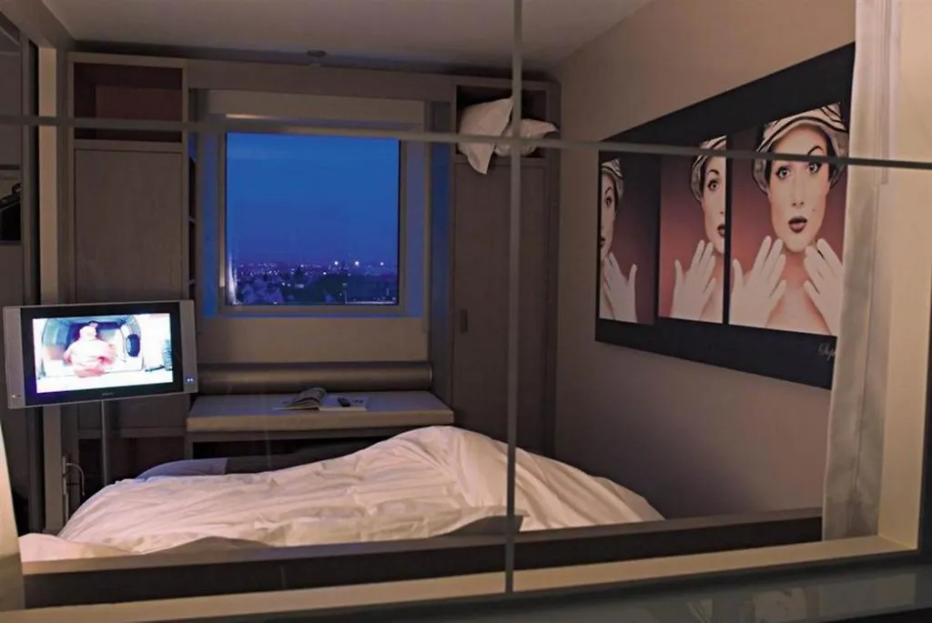 Standing Hotel Suites By Actisource Руасси-эн-Франс Франция